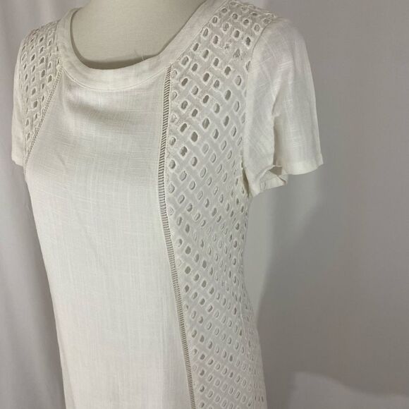 Skies Are Blue White Linen Eyelet Dress - Picture 3 of 9